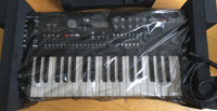 Used: Elektron Analog Keys (New, No Box)